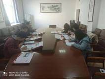 今年会jinnianhui官网为受资助学生写喜报2